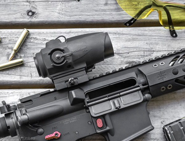 Коллиматорный прицел SightMark SM26020 на Weaver/Picatinny закрытый черный матовый