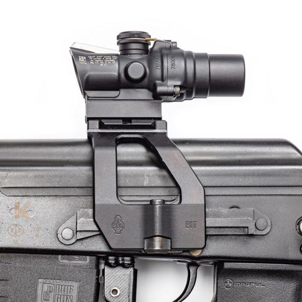 Кронштейн SAG BIT для АК / Вепрь / Сайга с креплением под ACOG Кронштейн SAG BIT для АК / Вепрь / Сайга с креплением под ACOG