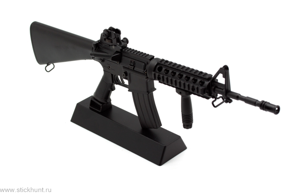 Модель сувенирная в виде оружия Microgun L Автоматический карабин M4A1 стандартный приклад стандартный прицел