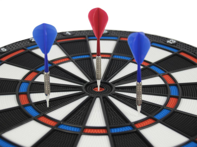 Мишень Stinger для дартса LCD дисплей 32 игры D=34 см