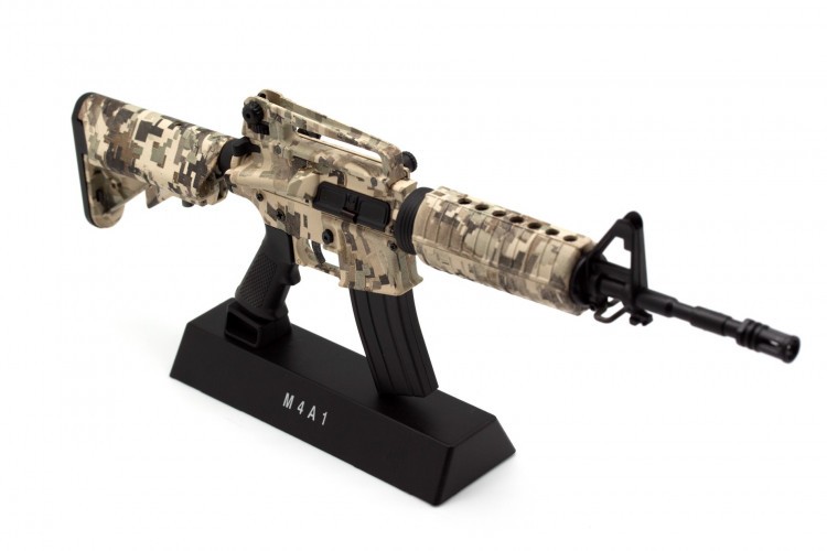 Модель сувенирная в виде оружия Microgun L M4A1 камуфляж штурмовой приклад планка-ручка